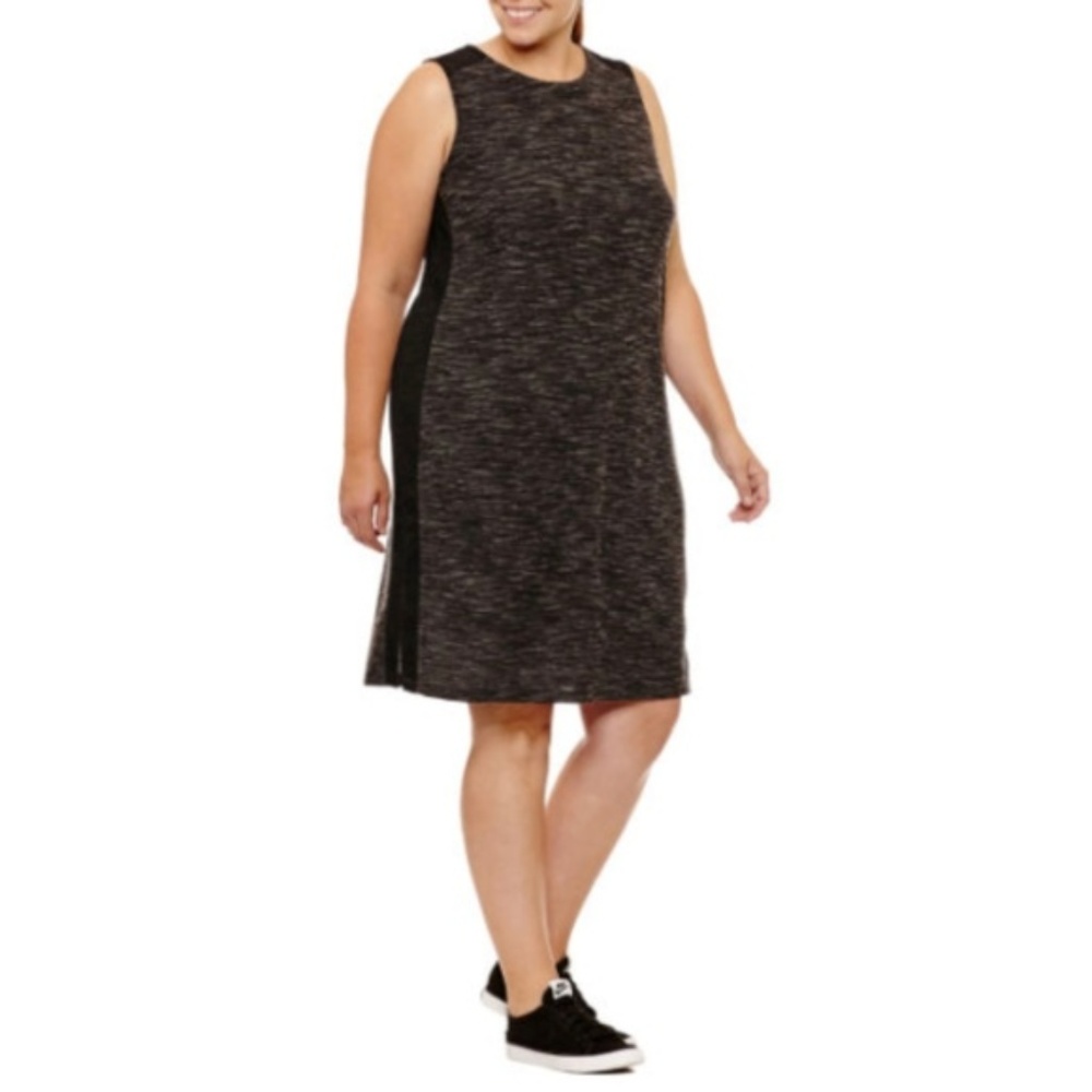 Xersion Sleevelees Grey/Black Dress with Mesh NWT